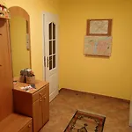 Borovi דירה קארלשטיין