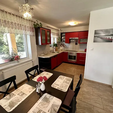 Borovi Apartment