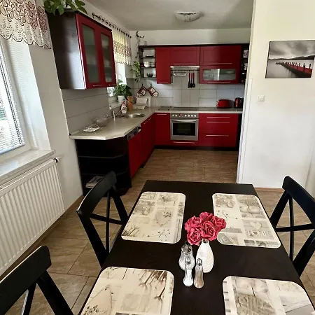 布鲁维公寓 卡尔施泰因