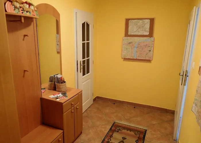 Borovi Apartment Karlstejn